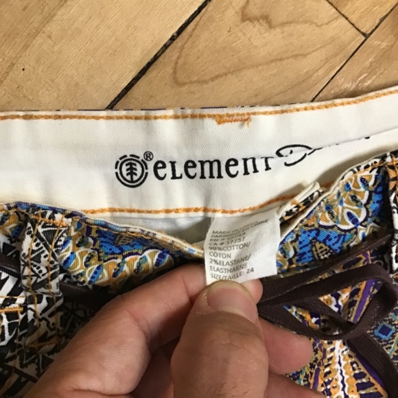 Element denim shorts size 24 - Picture 5 of 7
